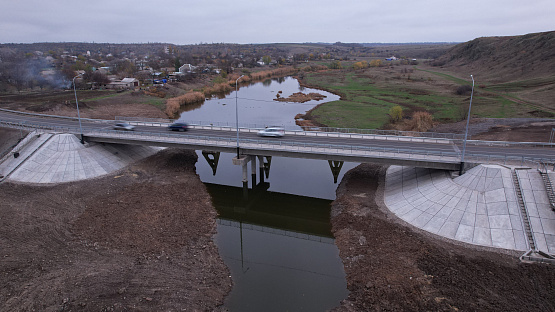 Автодор восстанавливает мосты и путепроводы в исторических регионах