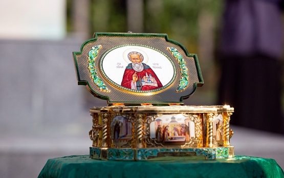 На 563 км трассы М-11 «Нева» прошла церемония встречи ковчега с честными мощами преподобного Сергия Радонежского 