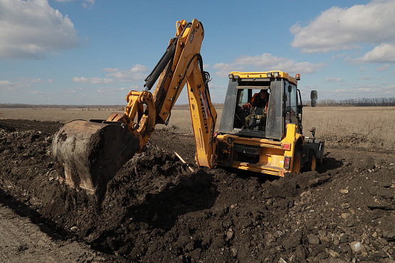 В ДНР обновляют 16 км соцзначимой трассы  